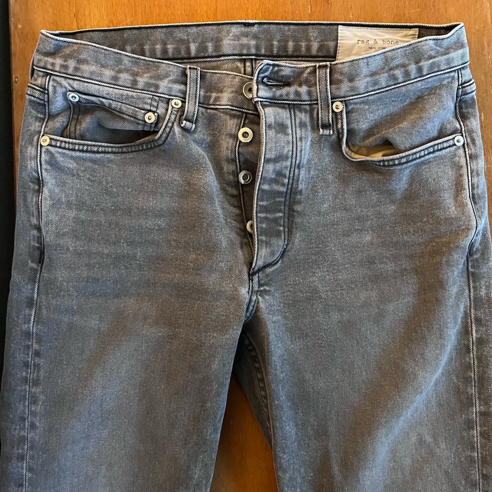 rag & bone Washed Gray Slim Jeans— Size 31